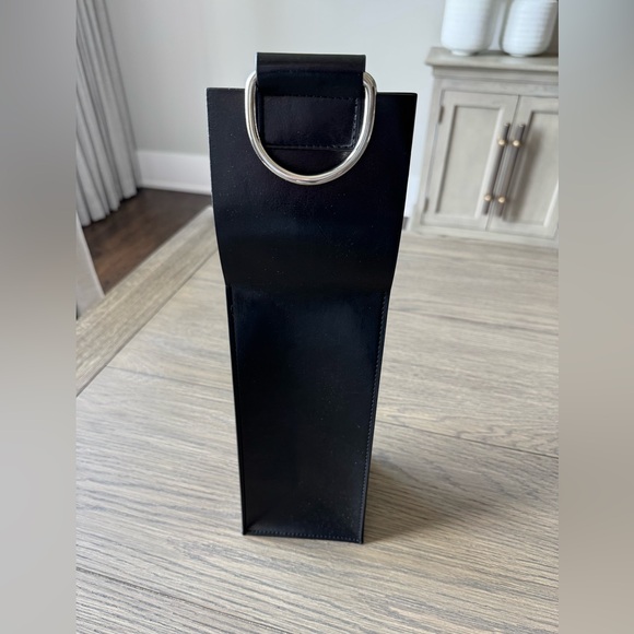 Georgia Tech▪️Leather Wine Holder - Picture 4 of 9